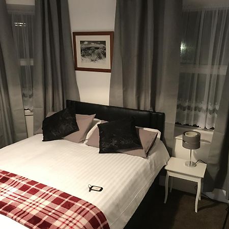 The Victoria Hotel Pwllheli Bagian luar foto