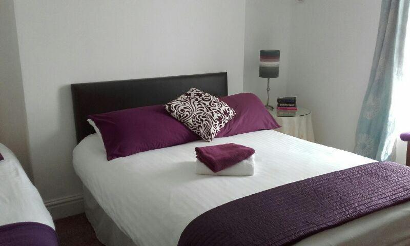 The Victoria Hotel Pwllheli Bagian luar foto