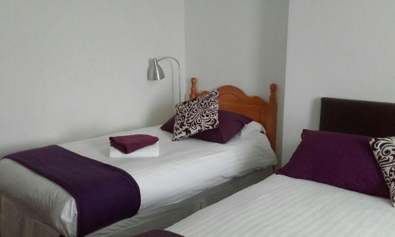 The Victoria Hotel Pwllheli Bagian luar foto